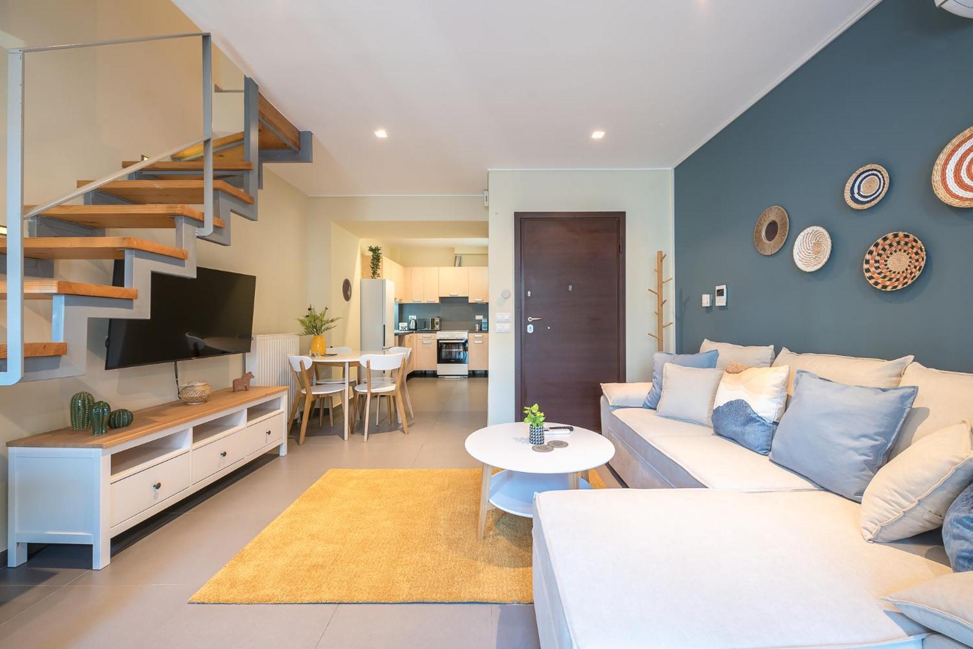 Artistic 2br Maisonette: An Architectural Delight Apartment *