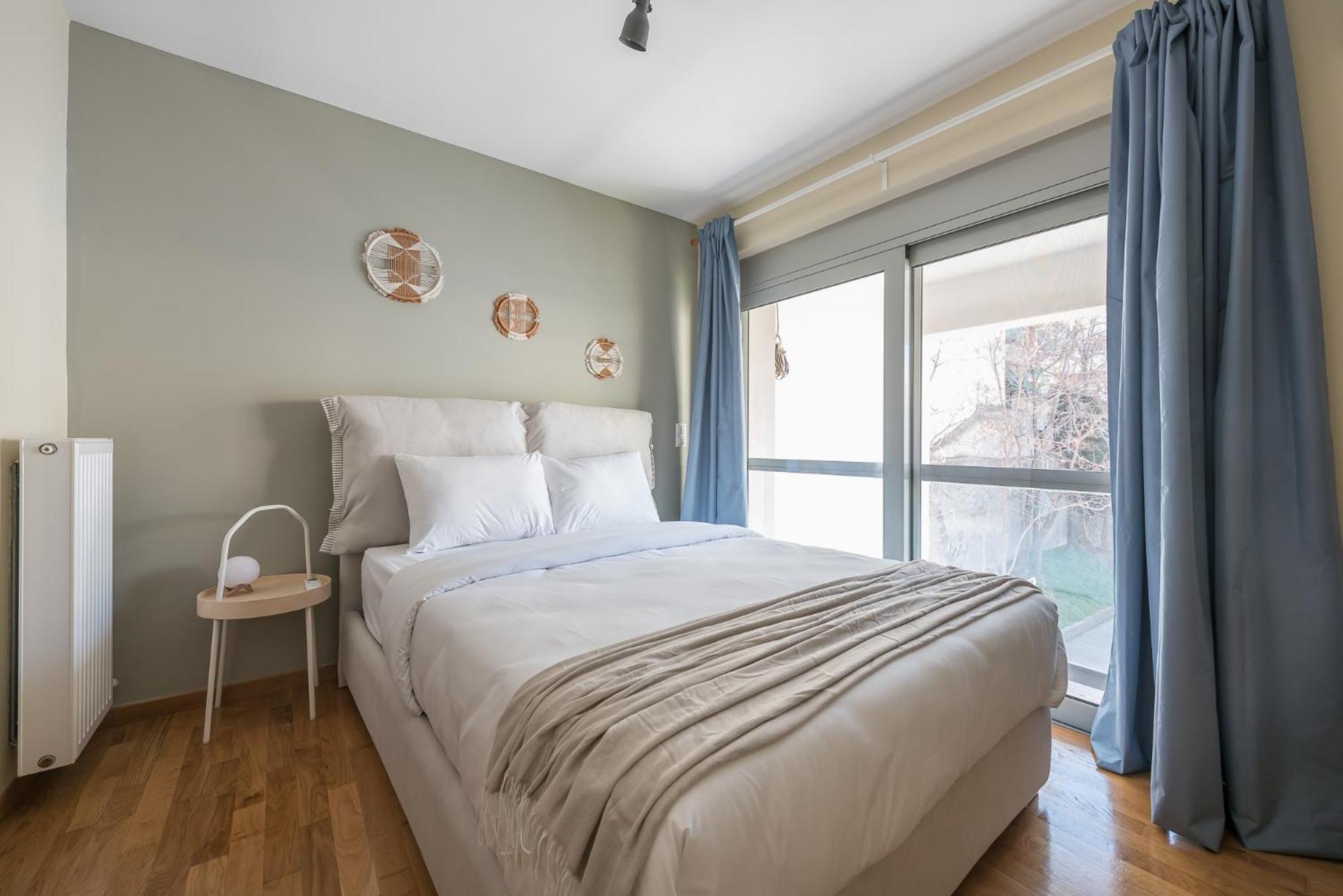 Artistic 2br Maisonette: An Architectural Delight * Athens