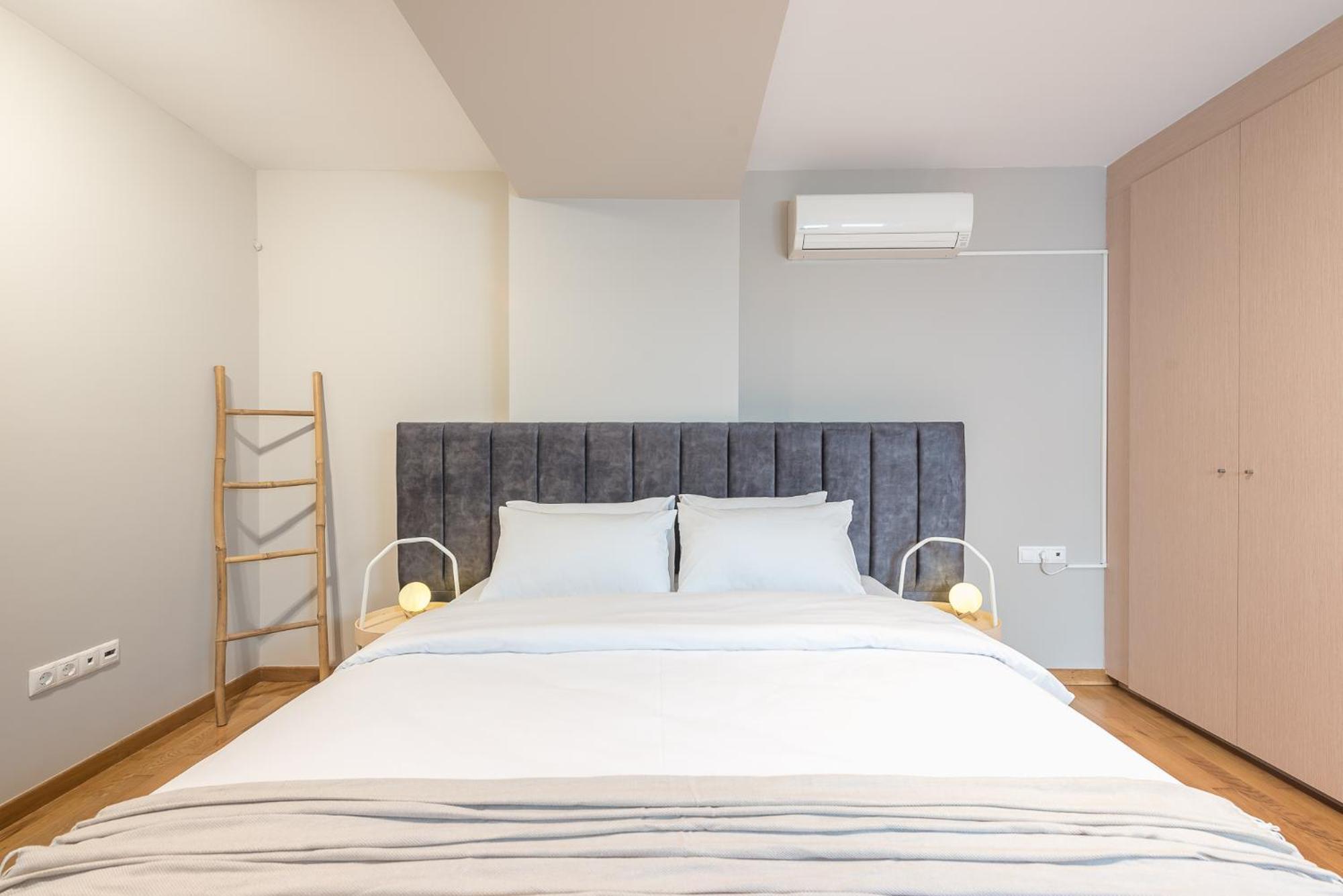 Artistic 2br Maisonette: An Architectural Delight